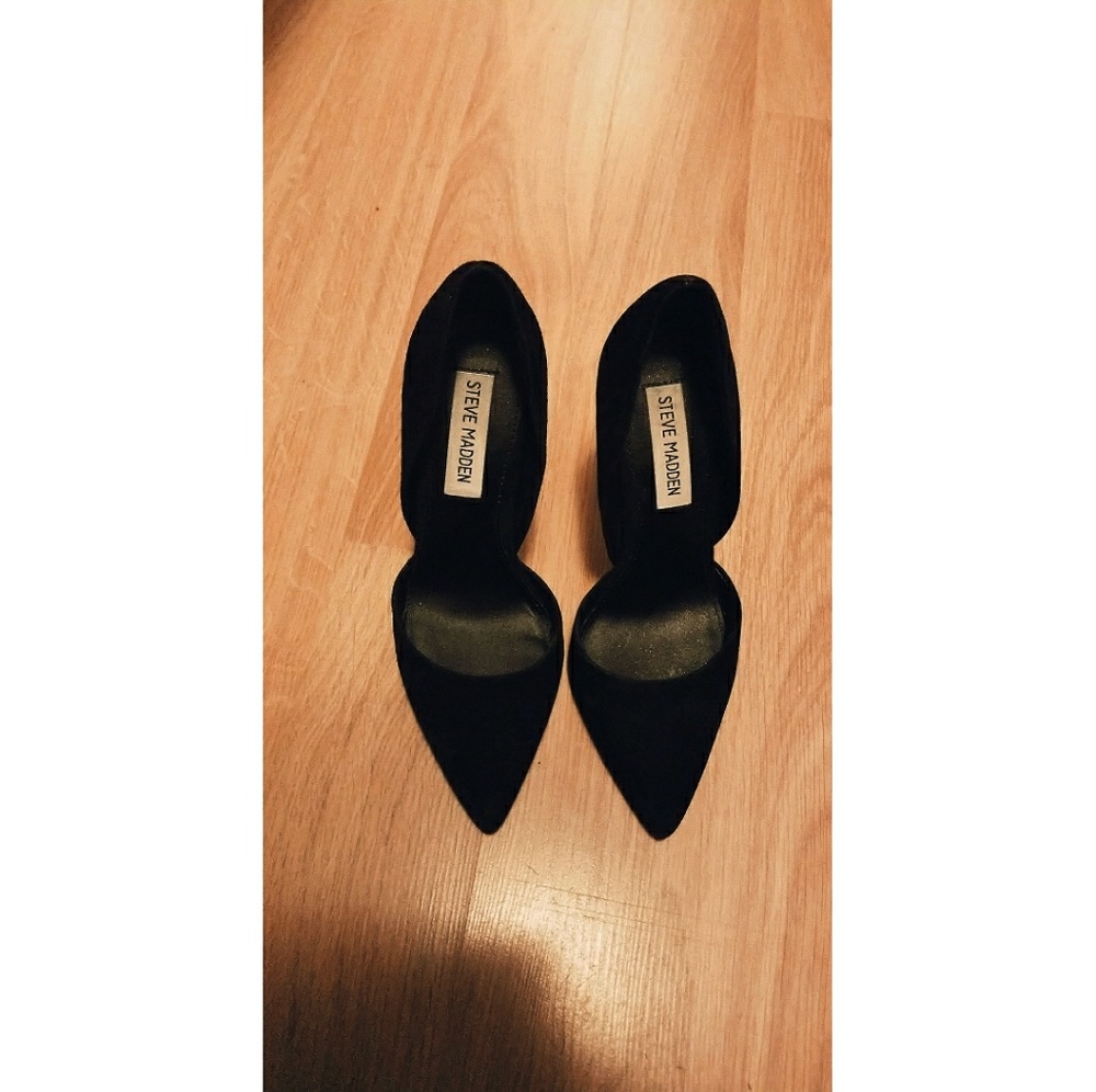 Heels - Picture 3 of 5